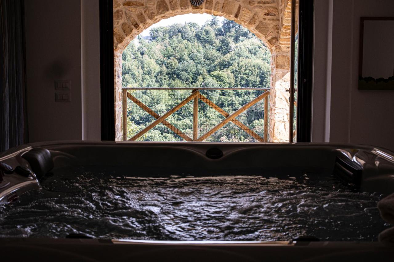 Villa Ermelinda - Piscina Privata E Jacuzzi Castelraimondo Exterior photo